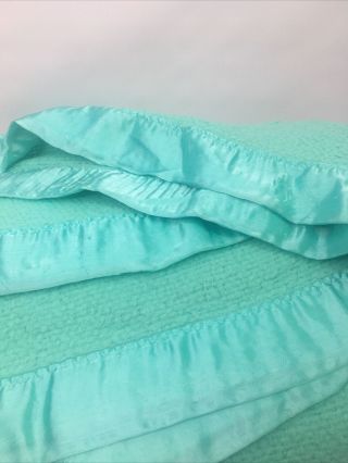 Vintage Usa Waffle Weave Thermal Acrylic Blanket Green Satin Trim 69 X 92 Twin