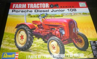 Revell 4485 1/24 Porsche Diesel Junior 108 Tractor Model Car Mountain Nib
